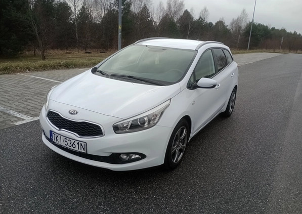 Kia Ceed cena 27500 przebieg: 204000, rok produkcji 2014 z Człuchów małe 326